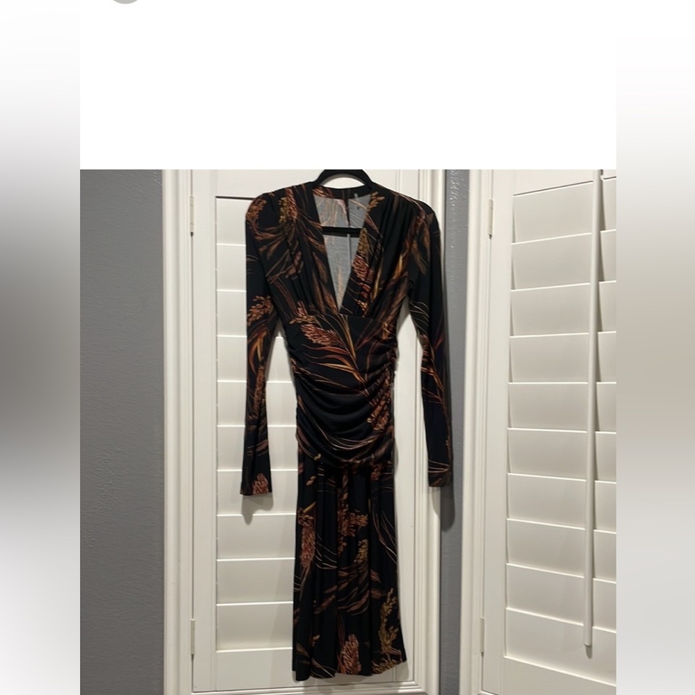 🌾 Norma Kamali Shirred Waist Dress